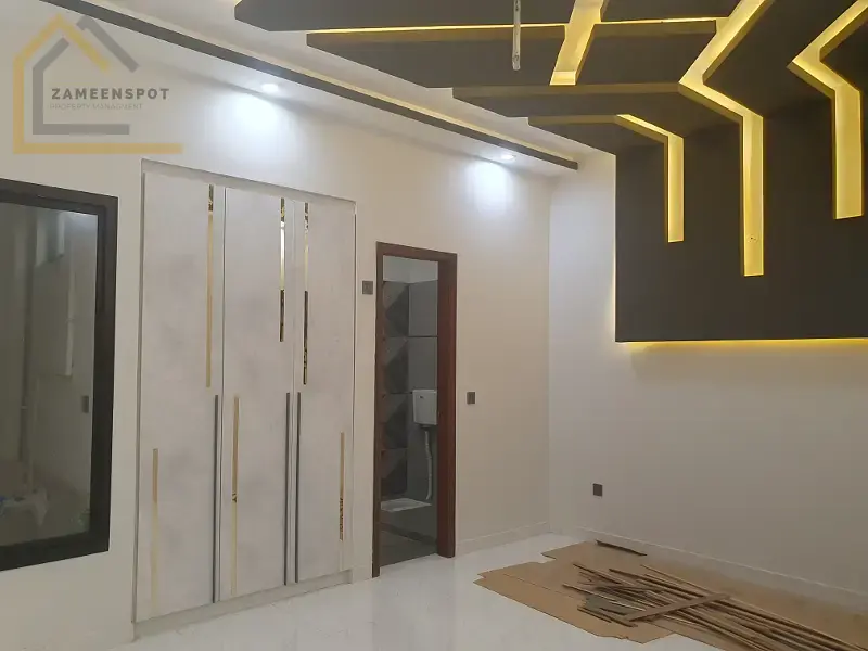 House For Sale in Gulshan-e-Maymar Sector R 240 Sq Yard G+1