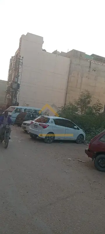 100 Sq Yds Commercial Plot for Sale – Diamond City, Karachi