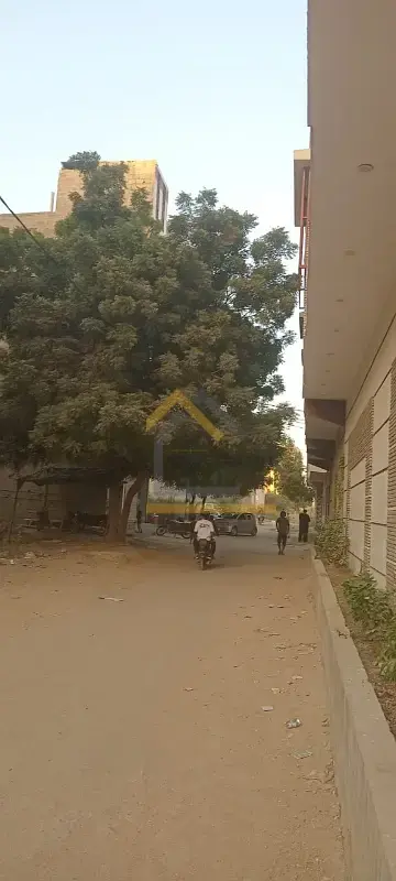 100 Sq Yds Commercial Plot for Sale – Diamond City, Karachi