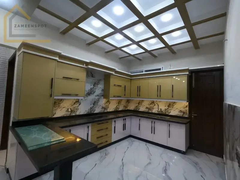 House For Sale in Gulshan-e-Maymar Sector T4 240 Sq Yard