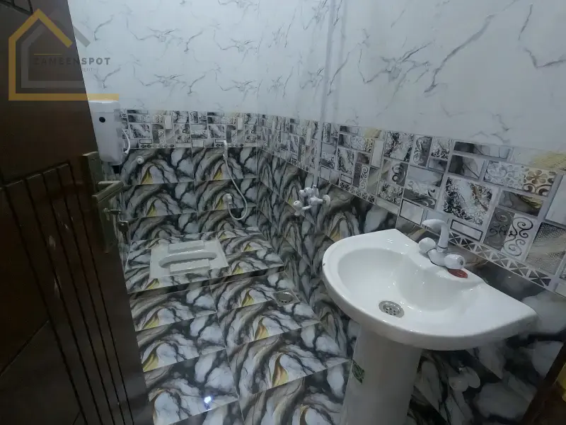 House For Sale in Gulshan-e-Maymar Sector T4 240 Sq Yard