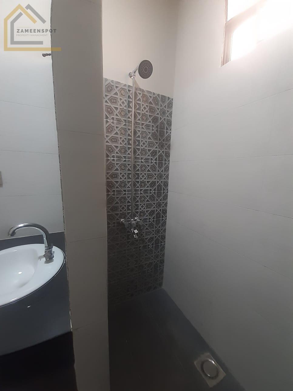 House For Sale in Gulshan-e-Maymar Sector Q 240 Sq Yard